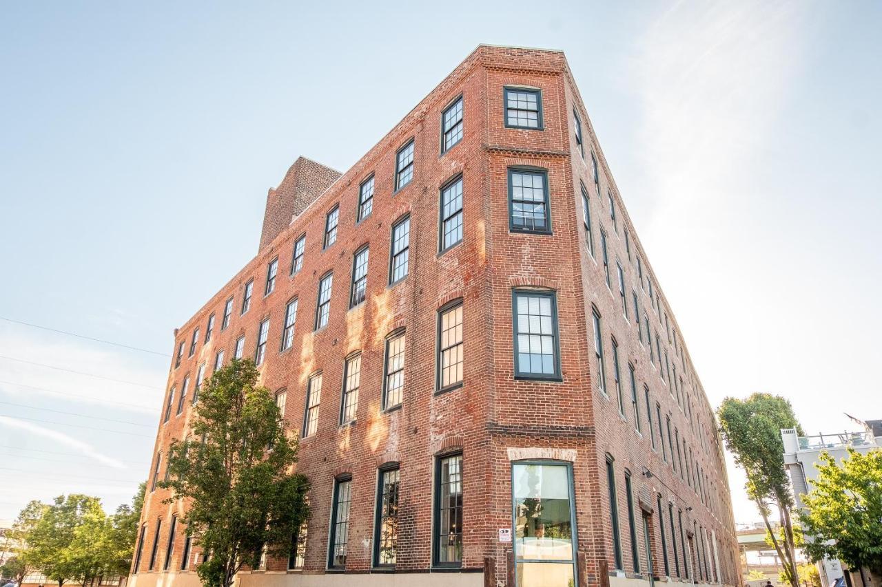 Frontdesk I Carriage Wheel Lofts Apts Philadelphia Daire Dış mekan fotoğraf