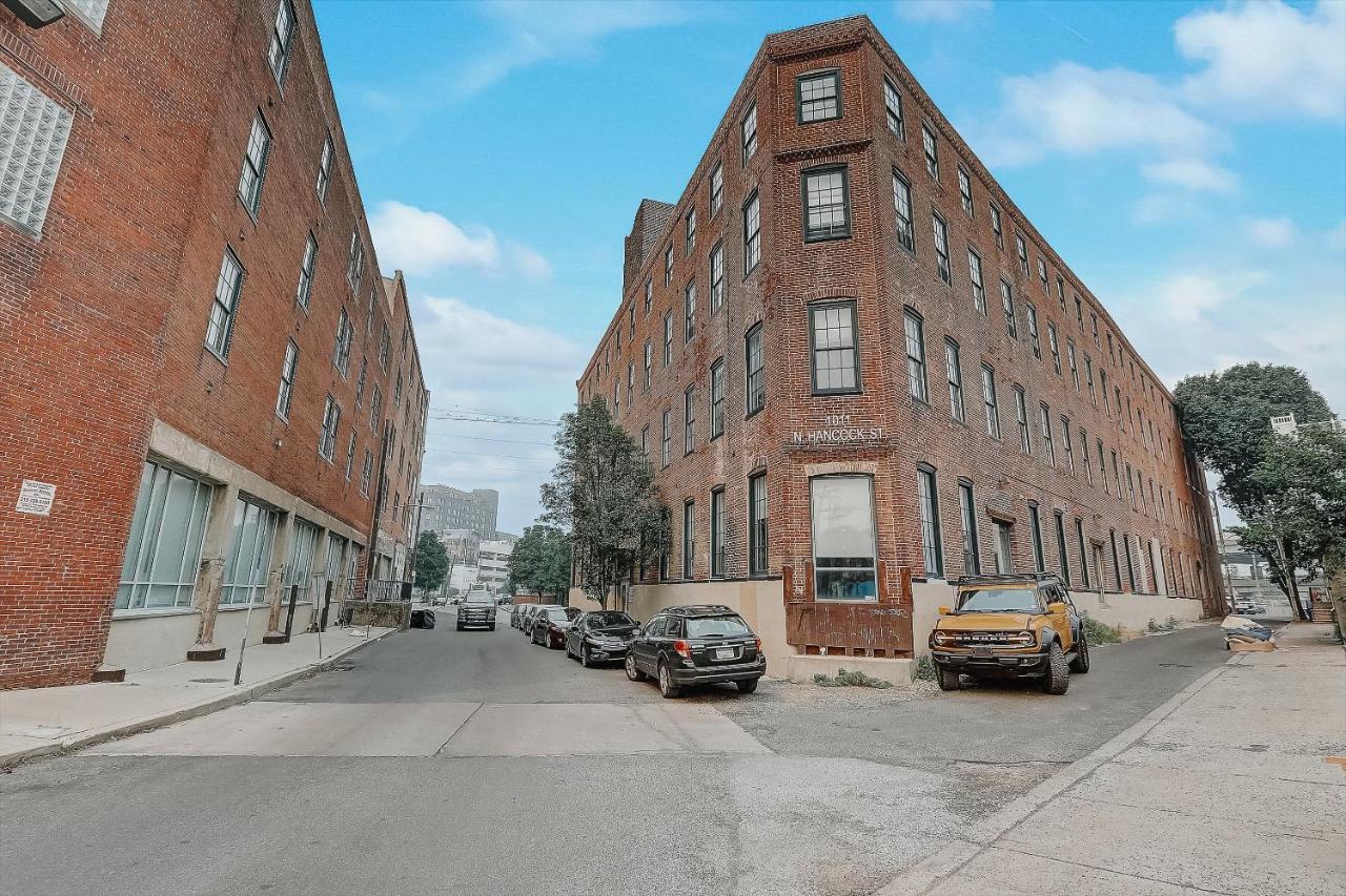 Frontdesk I Carriage Wheel Lofts Apts Philadelphia Daire Dış mekan fotoğraf